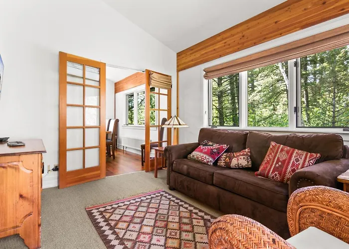 Rmr: The Village House In Teton Village